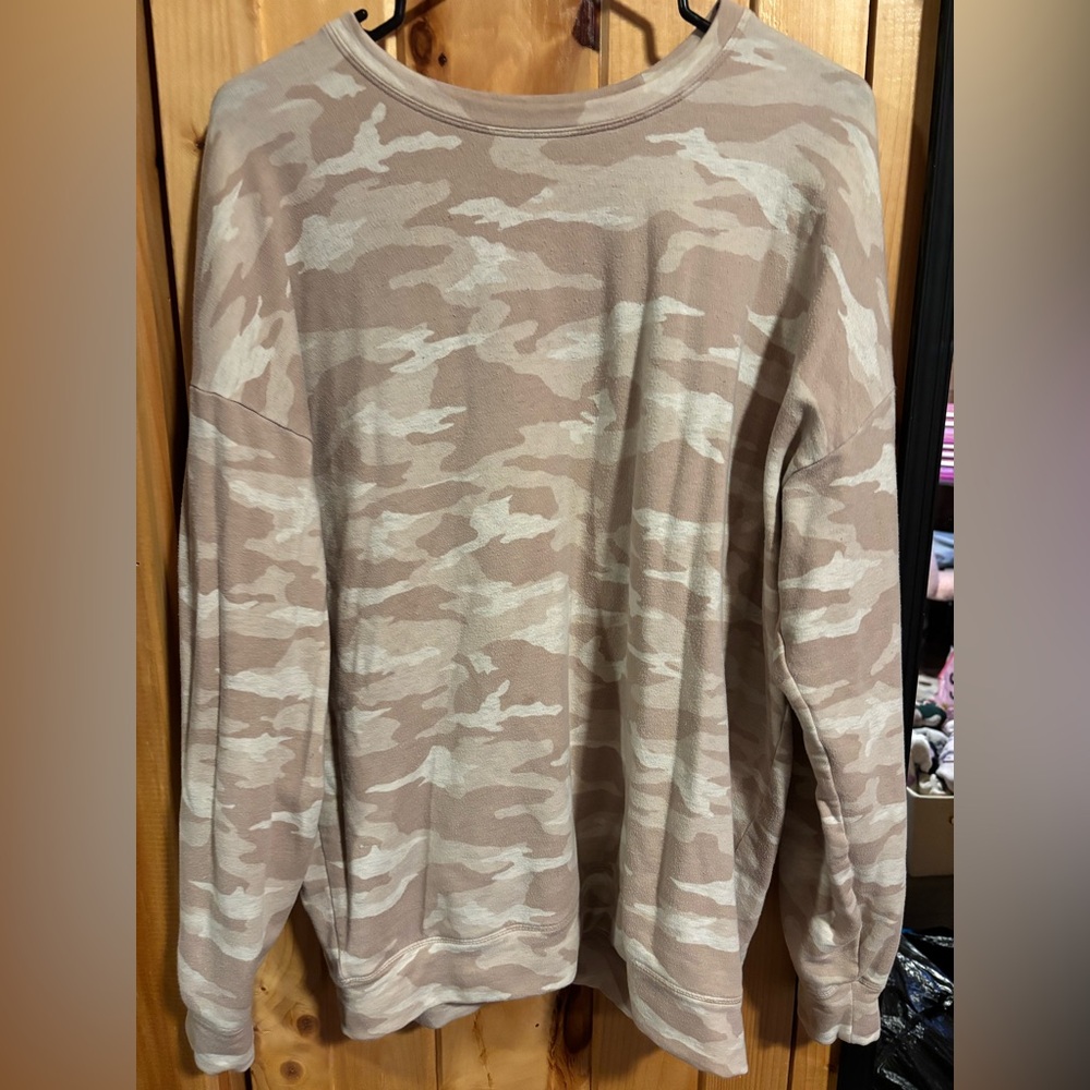 athleta camo sweatshirt